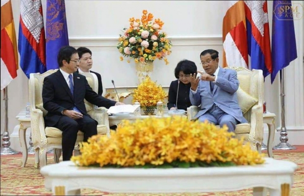 គួរឲ្យជប៉ុន ឬអត់? ឃើញក្រុមហ៊ុនចាស់ប្រមូលសំរាមអត់ស្អាត ជប៉ុនចង់ចូលខ្លួនជួយប្រមូលសំរាម