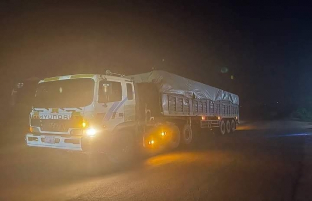 ក្រុមឈ្មួញឈេីធំៗ ជ្រកក្រោម ក្រុមហ៊ុនដោន គៀងគរឲ្យពលខ្មែរចូលកាប់ព្រៃឈេីដែនអភិរក្សការពារគូលែនព្រហ្មទេព និងព្រៃព្រះរកាយកទៅលក់ក្នុងទីផ្សារសេរីយ៉ាងអនាធិបតេយ្យ...