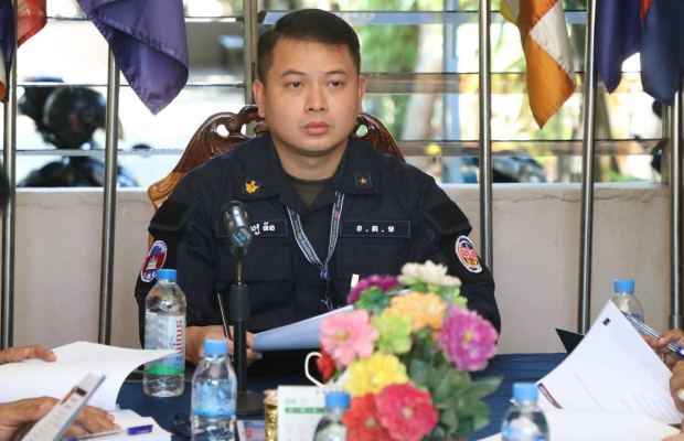 លោក ឧត្តមសេនីយ៍ត្រី សៀ ទីន មេបញ្ជាការ កងរាជអាវុធហត្ថខេត្តសៀមរាប បានដឹកនាំលោកមេបញ្ជាការរងទទួលជំនាញ អញ្ជើញចុះត្រួតពិនិត្យពីតួនាទីភារកិច្ច និងវឌ្ឍនភាពការងារ សម្រាប់​ថ្ងៃទី១ ក្នុងឆមាសទី២ ​ឆ្នាំ២០២៥​ នៅមូលដ្ឋានកងរាជអាវុធហត្ថស