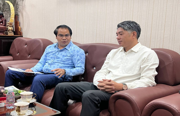 ឯកឧត្ដម​បណ្ឌិត​ សុខ​ ចាន់​ភក្ដី​ អនុញ្ញាត​ឱ្យ​ លោក​បណ្ឌិត​ ហោ​ គន្ធា​ ចូលជួប​សម្ដែង​ការ​គួរសម​ និង​ពិភាក្សា​ការងារ​