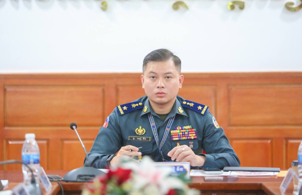 លោកឧត្តមសេនីយ៍ត្រី សៀ ទីន មេបញ្ជាការ កងរាជអាវុធហត្ថខេត្តសៀមរាប អញ្ជើញជាអធិបតី ក្នុងកិច្ចប្រជុំត្រួតពិនិត្យការអនុវត្តន៍តួនាទី ភារកិច្ច និងវឌ្ឍនភាពការងារ កងរាជអាវុធហត្ថខេត្តសៀមរាប ត្រីមាសទី១ និងលើកទិសដៅសកម្មភាពការងារត្រីមា